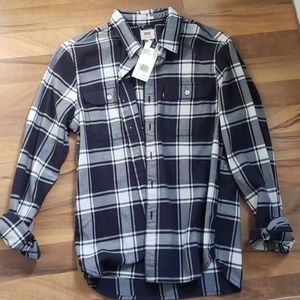 NWT Levis Flannel Size Small